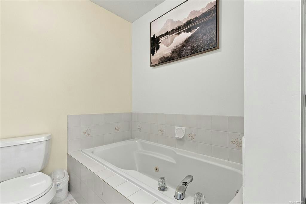 5977 Broadway Road, Nanaimo, BC, V9V 1C9 - 21