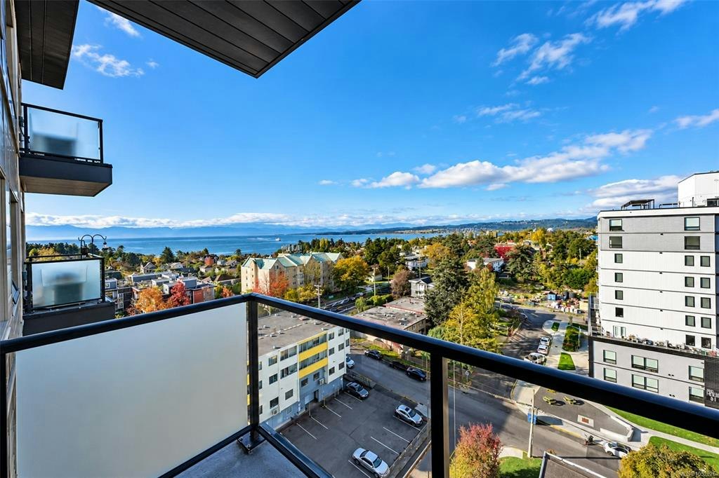 907-622 Admirals Road, Esquimalt, BC, V9A 2N7