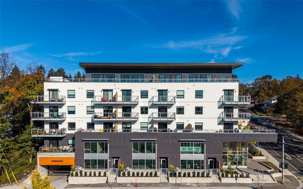 211-1102 Esquimalt Road, Esquimalt, BC, V9A 0L3