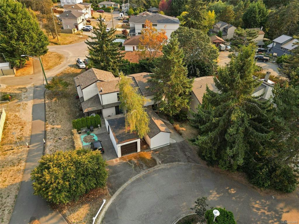4039 Daffodil Place, Saanich, BC, V8Z 6G1