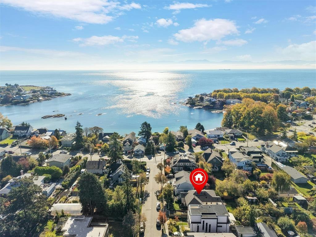 220 Irving Road, Victoria, BC, V8S 3Z9