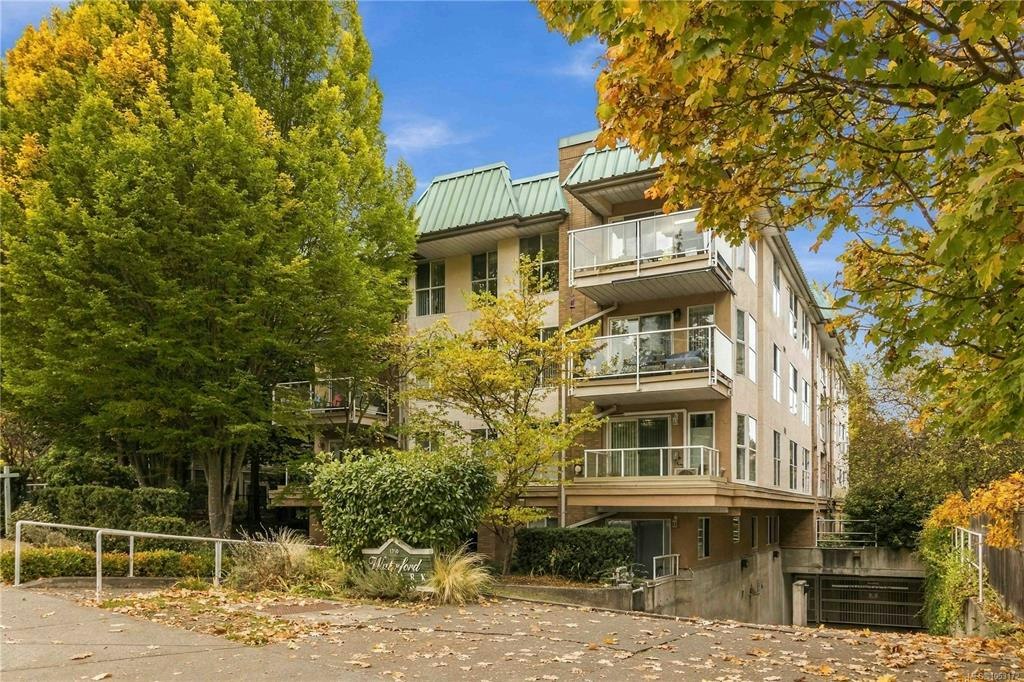 203-1710 Fort Street, Victoria, BC, V8R 1J2