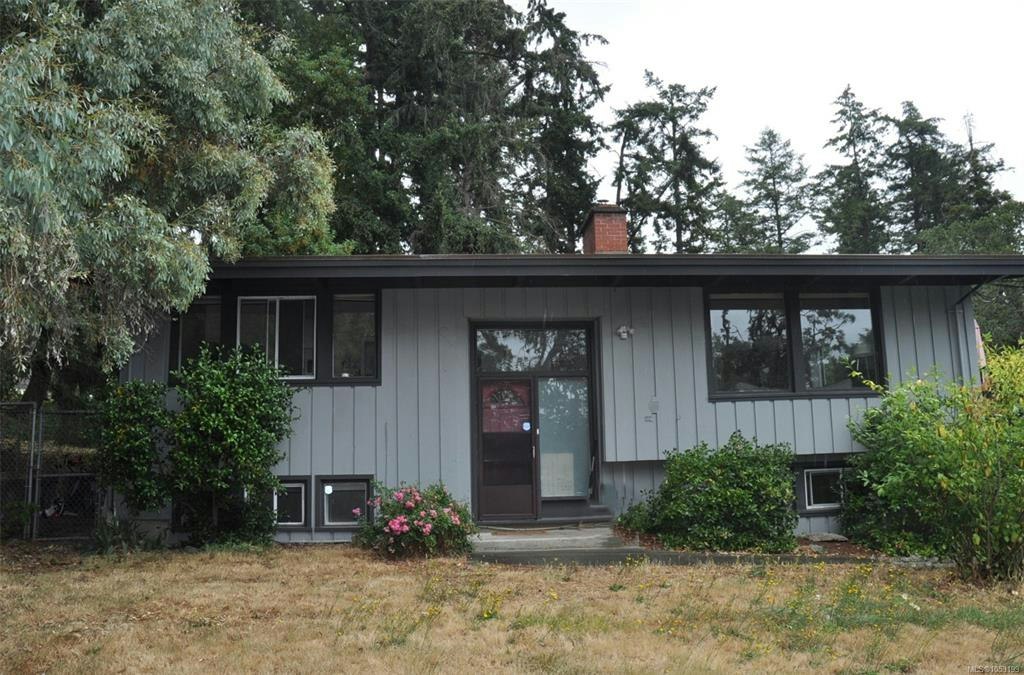 4719 West Saanich Road, Saanich, BC, V8Z 3G9