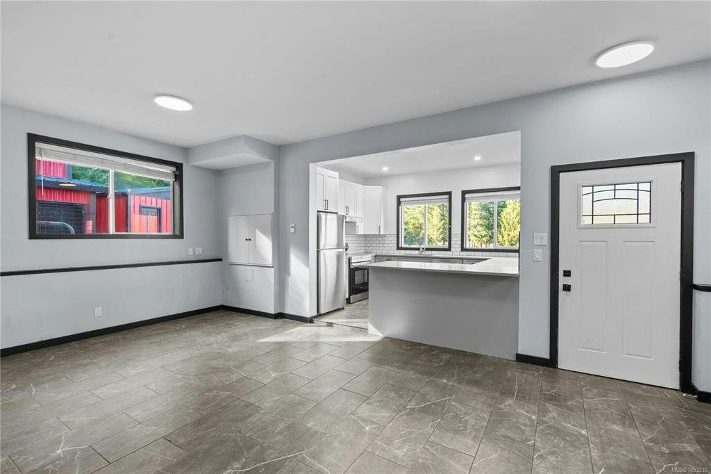 2945 Laverock Road - 5