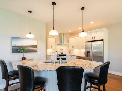 1043 Blue Water Place - 5
