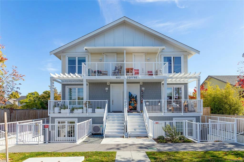 101-483 South Joffre Street, Esquimalt, BC, V9A 6C7