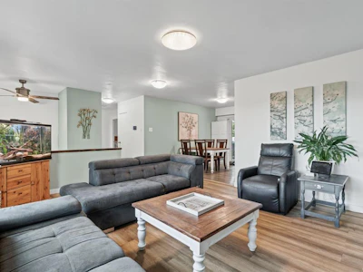 423 Poplar Street - 4