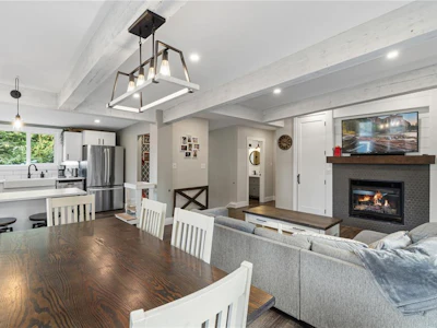 1518 Pacific Crescent - 3
