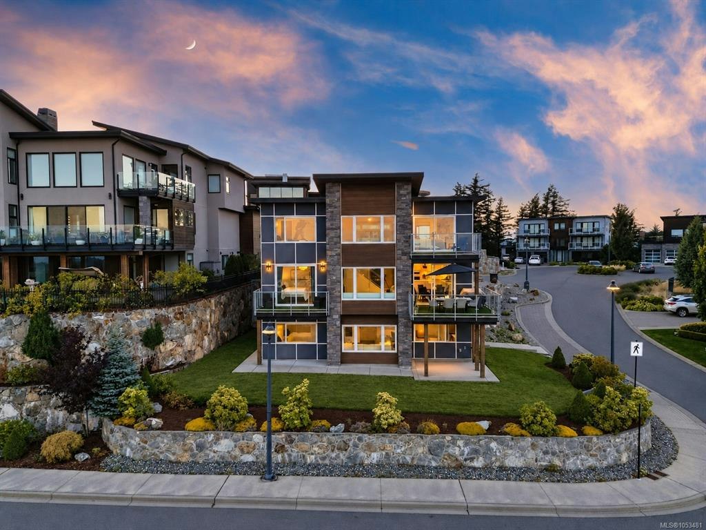 2209 Navigators Rise, Langford, BC, V9B 0P4