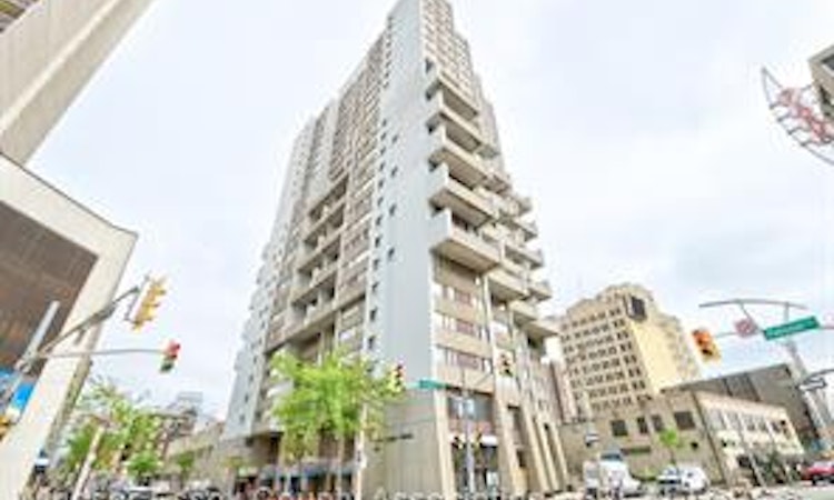 502-380 Pelissier Street
