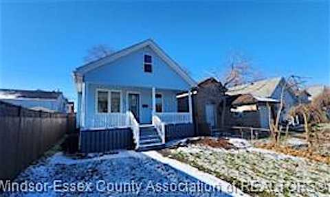 LOWER-989 Oak Ave, Windsor, ON, N9A 5G3