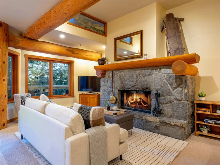 32-2250 Nordic Drive, Whistler, BC, V8E 0P4 - 4