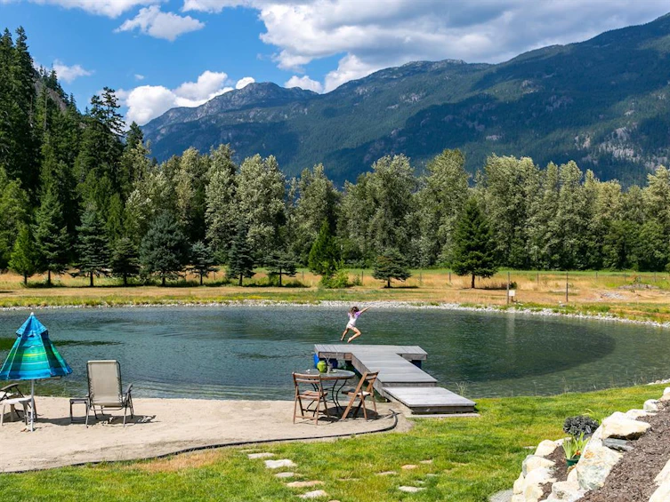 1015 Cedar Grove Road, Pemberton, BC, V0N 2L2