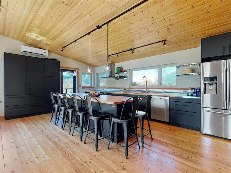 1380 Collins Road, Pemberton, BC, V0N 2L0 - 7