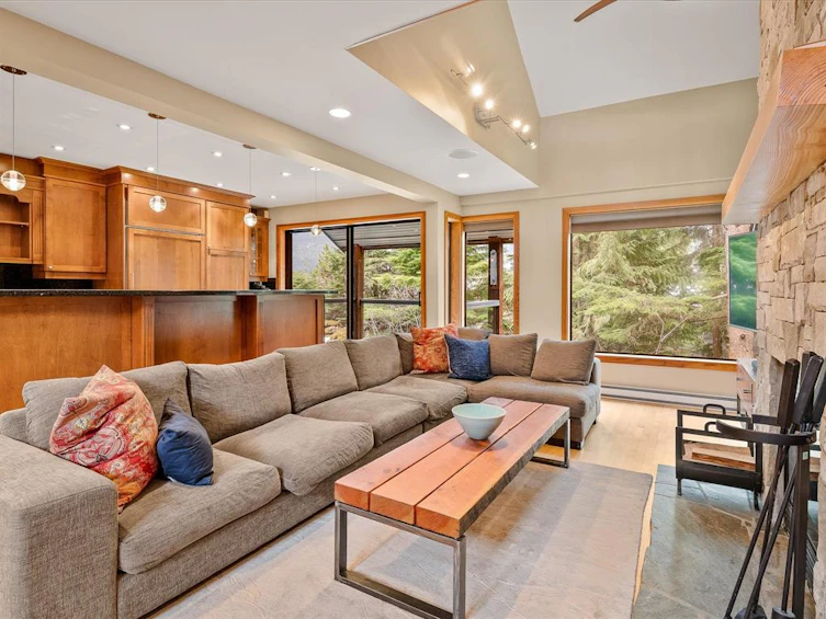 12-3525 Falcon Crescent, Whistler, BC, V8E 0B9 - 4