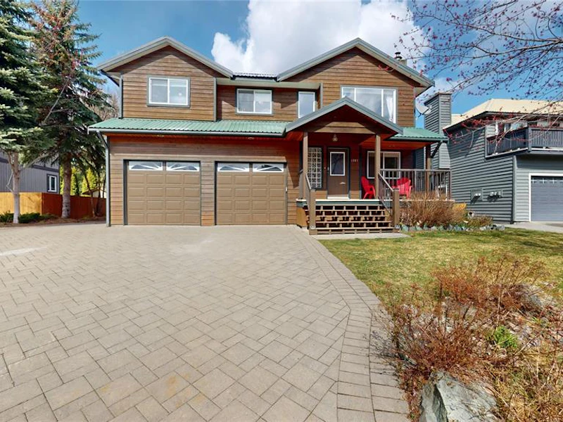 1481 Hemlock Street, Pemberton BC V0N 2L1