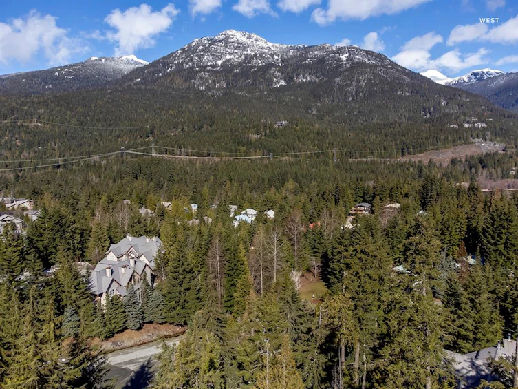 2113 Nordic Drive, Whistler, BC, V8E 0A6 - 13