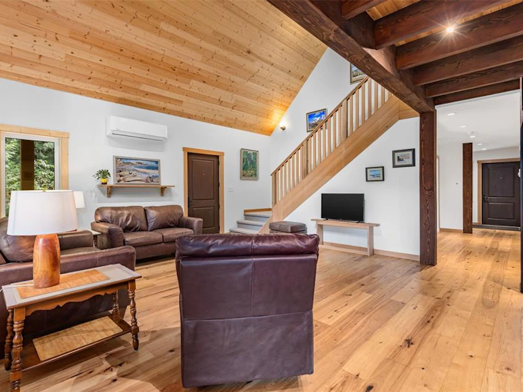 1033 Cedar Grove Road, Pemberton, BC, V0N 2L2 - 4