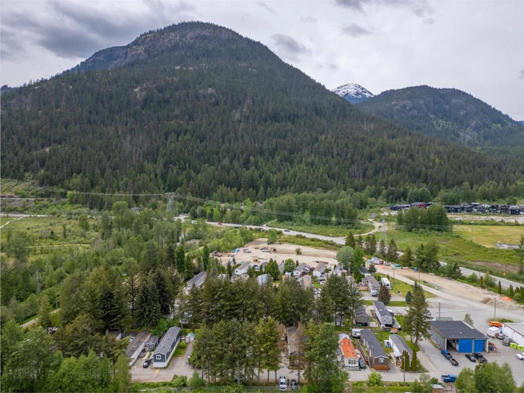 5-7370 Highway 99, Pemberton, BC, V0N 2L1 - 25