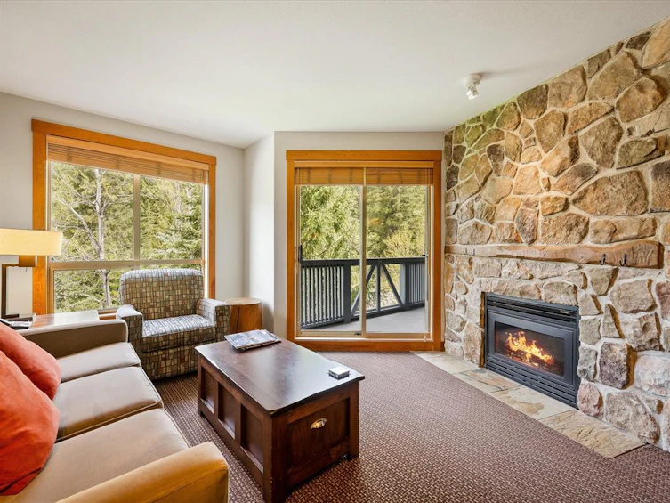 424-2036 London Lane, Whistler, BC, V8E 0N7 - 3