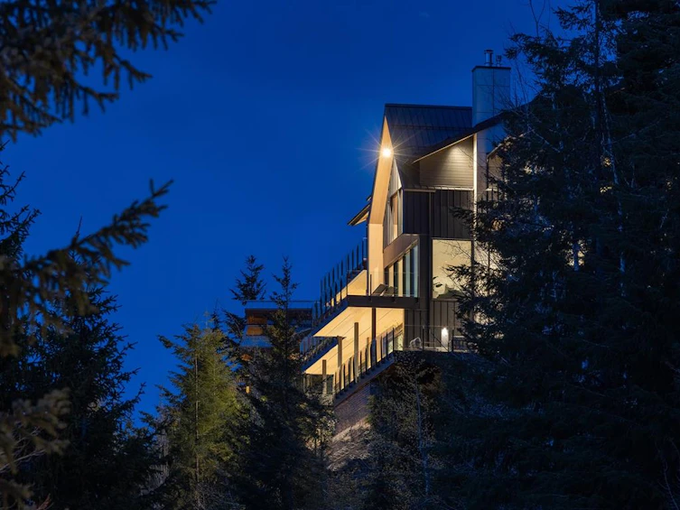 3824 Sunridge Drive, Whistler, BC, V8E 0W1 - 39
