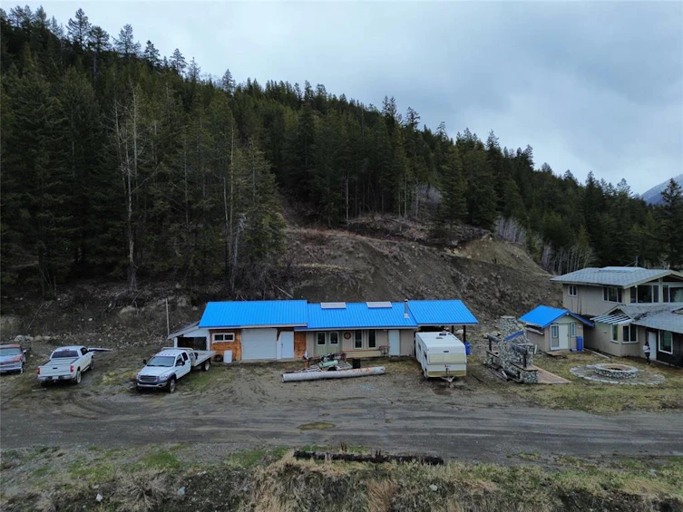 100 Ross Street, Pemberton, BC, V0K 1P0 - 3