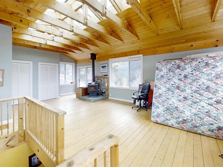 100 Ross Street, Pemberton, BC, V0K 1P0 - 10