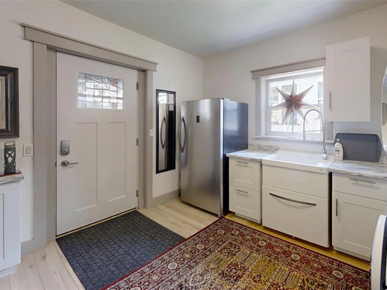 3854 Pioneer Road, Pemberton, BC, V0K 1P0 - 12