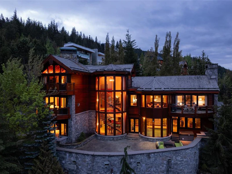 3827 Sunridge Drive, Whistler BC V0N 1B3