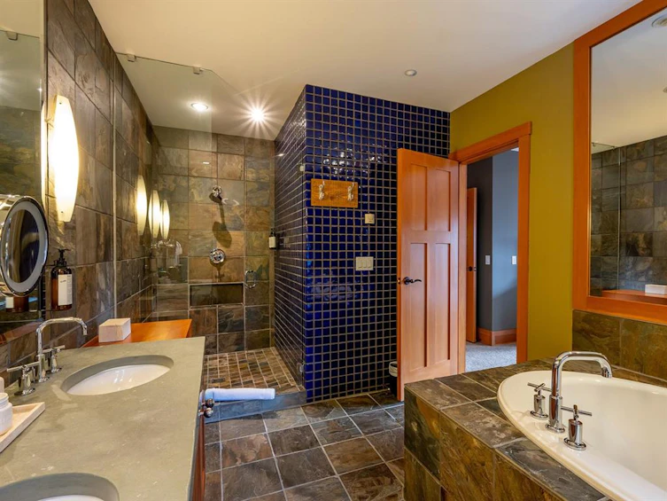 20-2300 Nordic Drive, Whistler, BC, V8E 0A6 - 23