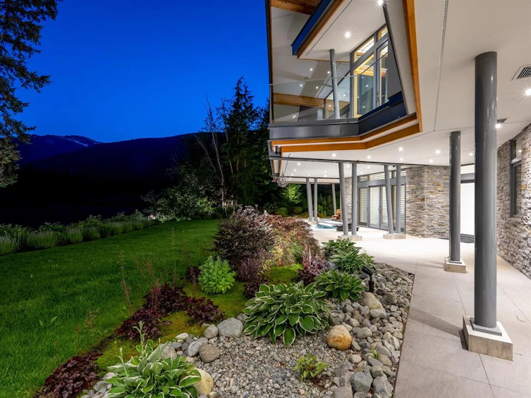 8999 B Trudy's Landing, Whistler, BC, V8E 0G6 - 9