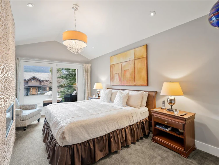 8419 Golden Bear Place, Whistler, BC, V8E 0J7 - 13