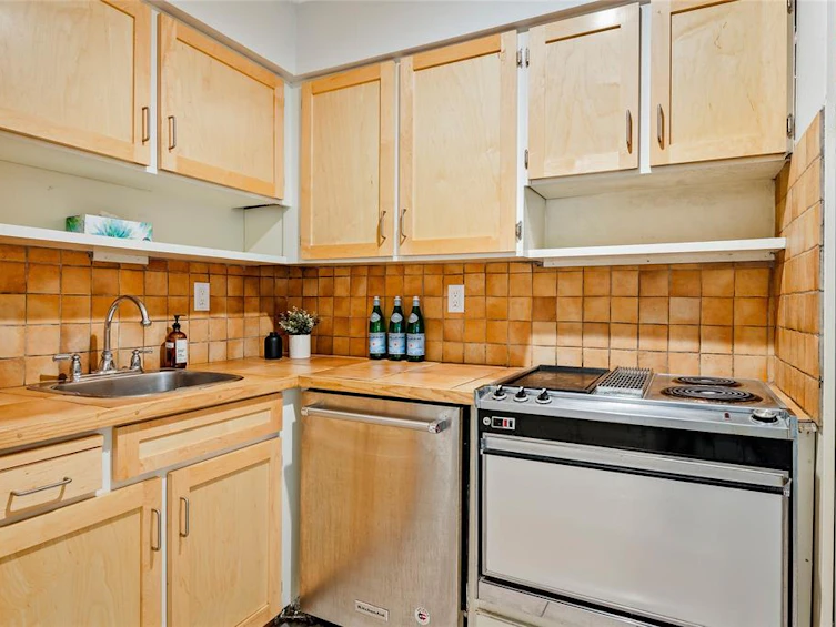 E202-1400 Alta Lake Road, Whistler, BC, V8E 0G9 - 4