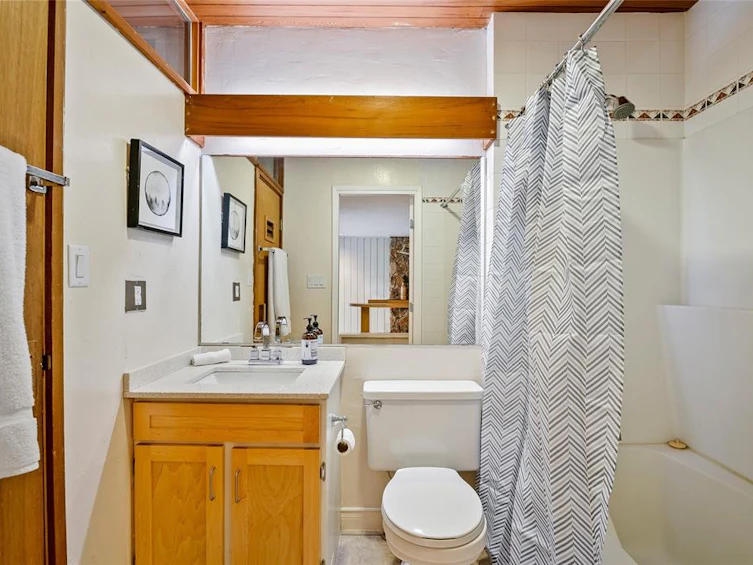 E202-1400 Alta Lake Road, Whistler, BC, V8E 0G9 - 17