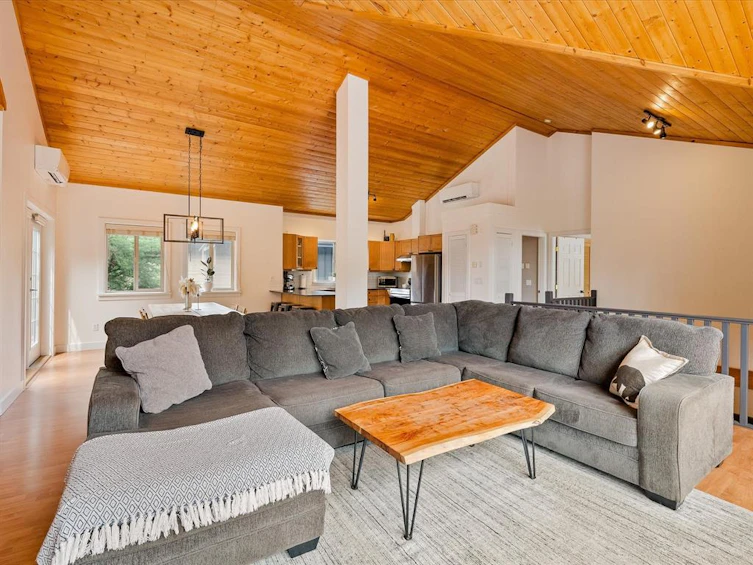1714 Pinewood Drive, Pemberton, BC, V0N 2L3 - 9