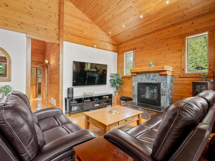 1470 Fraser Road, Pemberton, BC, V0N 1B0 - 3