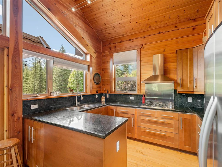 1470 Fraser Road, Pemberton, BC, V0N 1B0 - 7