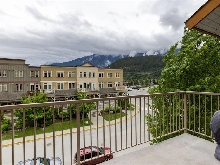 302-7331 Arbutus Street, Pemberton, BC, V0N 2L1 - 8