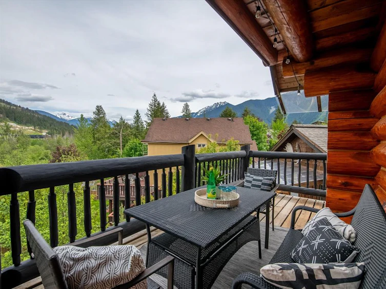 1755 Pinewood Drive, Pemberton, BC, V0N 2L3 - 12
