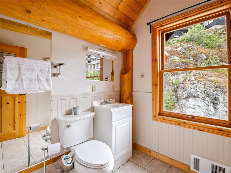 1755 Pinewood Drive, Pemberton, BC, V0N 2L3 - 22