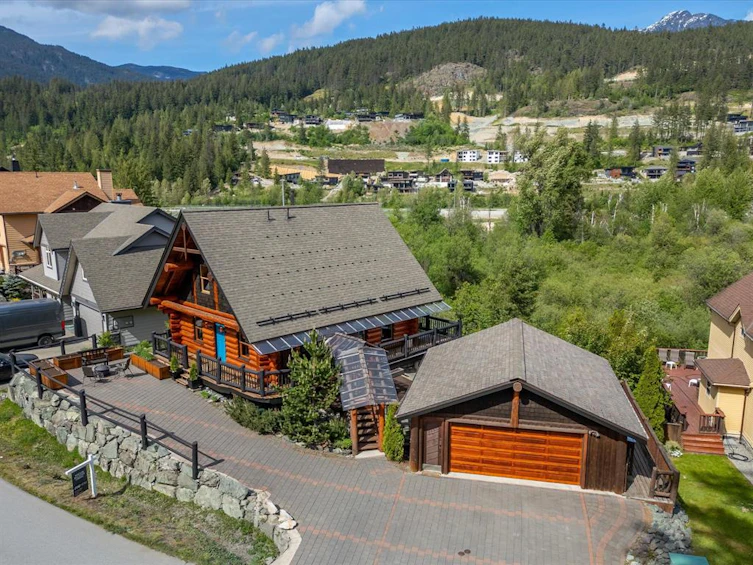 1755 Pinewood Drive, Pemberton, BC, V0N 2L3 - 32