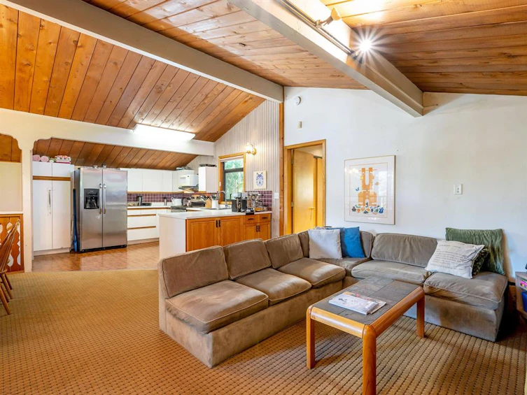 8344 Needles Drive, Whistler, BC, V8E 0G1 - 2