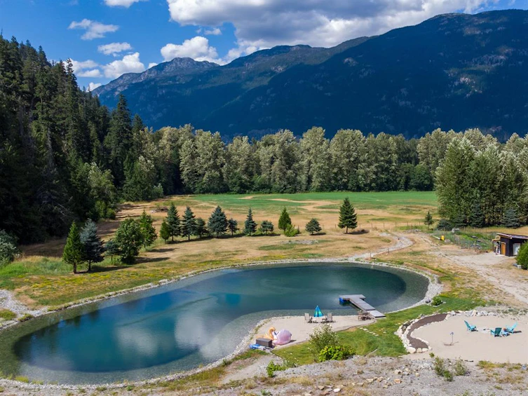 1015 Cedar Grove Road, Pemberton, BC, V0N 2L2 - 12