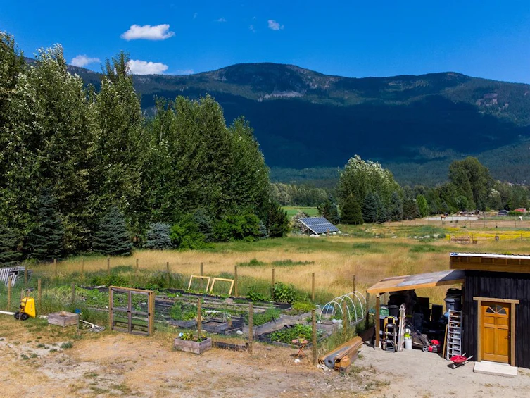 1015 Cedar Grove Road, Pemberton, BC, V0N 2L2 - 13