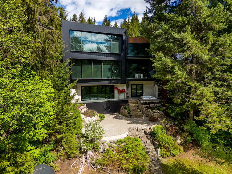 3258 Archibald Way, Whistler, BC, V8E 0B8 - 29