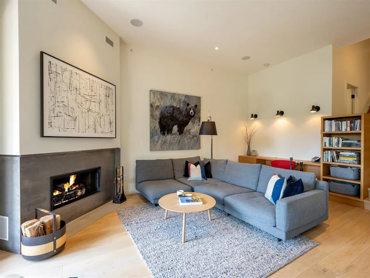 3144 St. Moritz Crescent, Whistler, BC, V8E 0V8 - 2