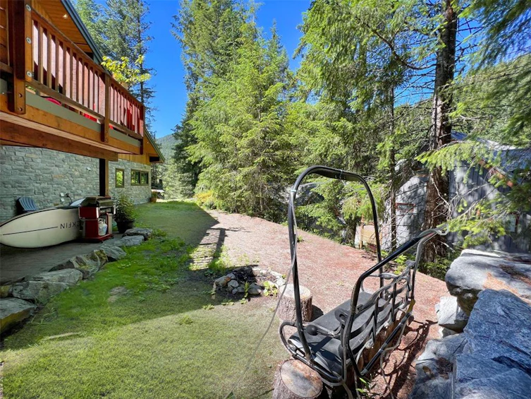 8313 Chalet Drive, Whistler, BC, V8E 0G3 - 12