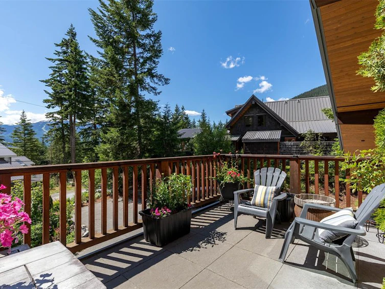 8313 Chalet Drive, Whistler, BC, V8E 0G3 - 14