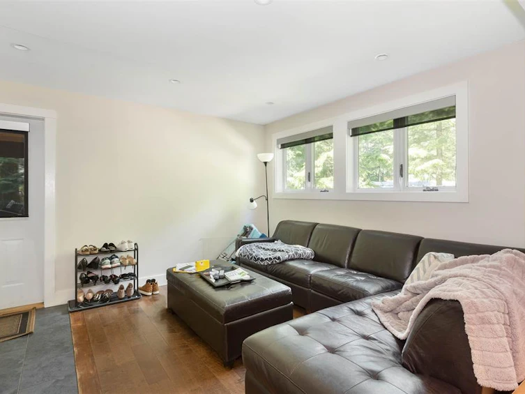 8313 Chalet Drive, Whistler, BC, V8E 0G3 - 27