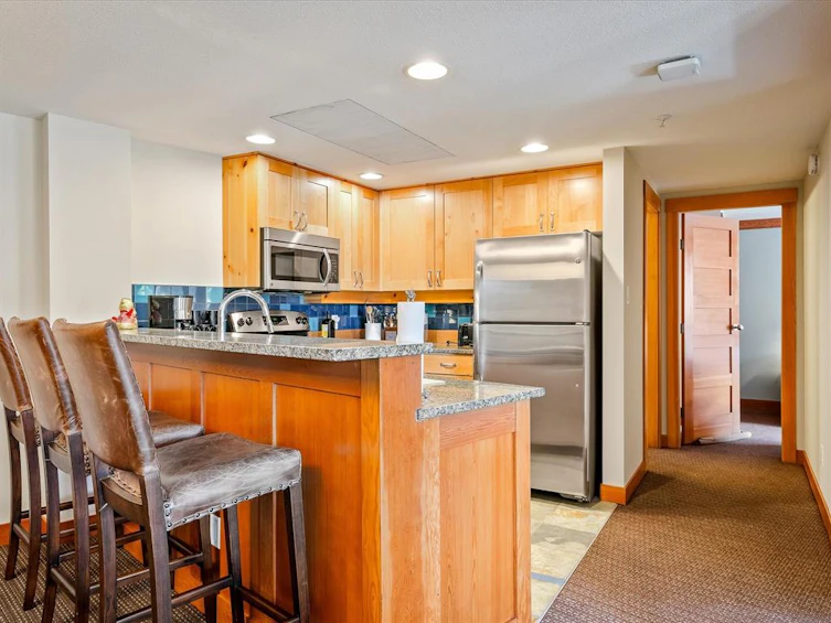 321ABCD-2036 London Lane, Whistler, BC, V8E 0N7 - 11